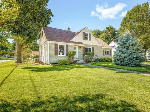 Tiny photo for 631 Sheridan Drive, Loves Park, IL 61111 (MLS # 12744882)