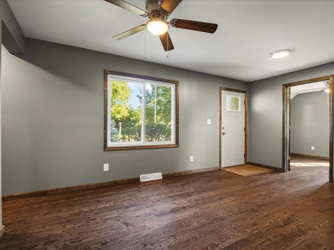 Tiny photo for 631 Sheridan Drive, Loves Park, IL 61111 (MLS # 12744882)