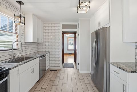 Tiny photo for 417 S Kankakee Street, Wilmington, IL 60481 (MLS # 12585593)