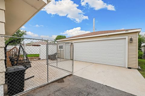 Tiny photo for 22 Arrowhead Drive, Thornton, IL 60476 (MLS # 12632499)