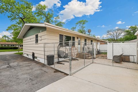 Tiny photo for 22 Arrowhead Drive, Thornton, IL 60476 (MLS # 12632499)