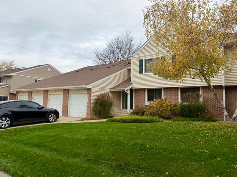 Photo of 938 Hidden Lake Drive #938, Buffalo Grove, IL 60089 (MLS # 12797471)
