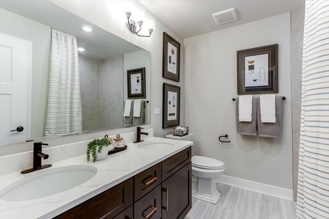 Tiny photo for 719 Fairfield Drive, Oswego, IL 60543 (MLS # 12665317)