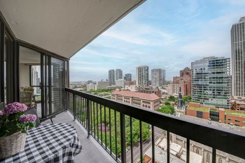 Tiny photo for 33 W Delaware Place #19H, Chicago, IL 60610 (MLS # 12467806)