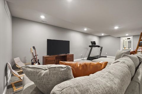 Tiny photo for 1727 Eide Road, Bloomington, IL 61704 (MLS # 12536358)