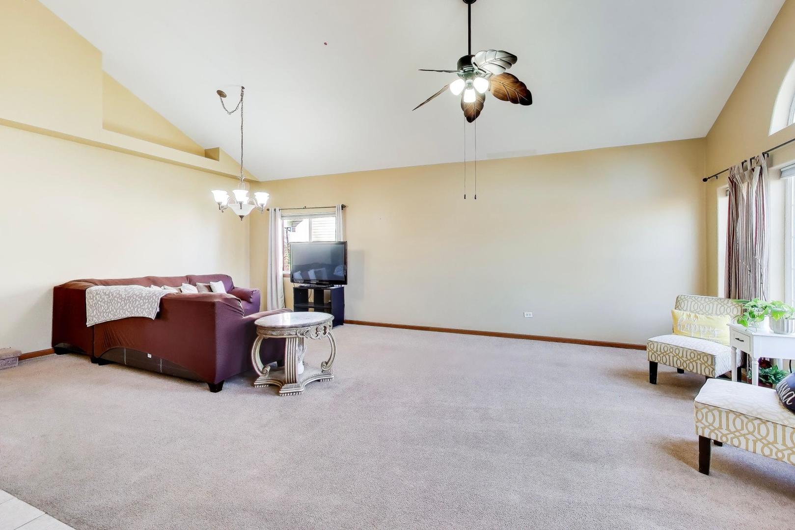 1511 Thornwood Lane