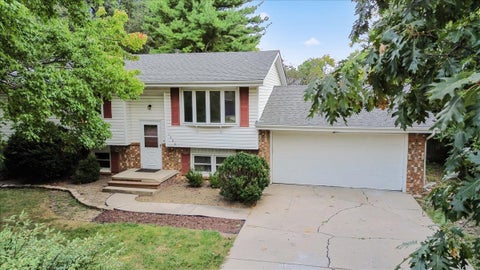 Tiny photo for 1706 Erin Drive, Normal, IL 61761 (MLS # 12759495)