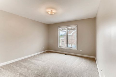 Tiny photo for 347 Arbor Glen Boulevard, Schaumburg, IL 60195 (MLS # 12583051)