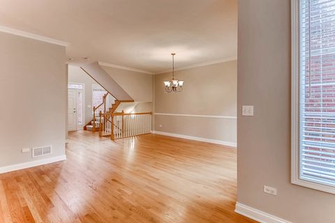 Tiny photo for 347 Arbor Glen Boulevard, Schaumburg, IL 60195 (MLS # 12583051)