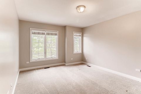 Tiny photo for 347 Arbor Glen Boulevard, Schaumburg, IL 60195 (MLS # 12583051)