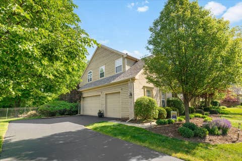 Tiny photo for 305 Morgan Lane, Fox River Grove, IL 60021 (MLS # 12689882)