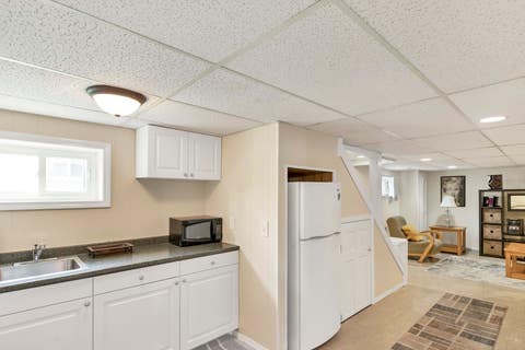 Tiny photo for 7008 W Montrose Avenue, Norridge, IL 60706 (MLS # 12666538)