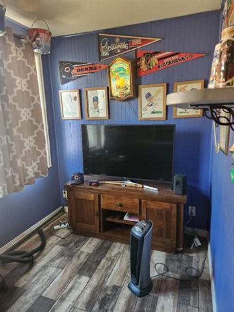 Tiny photo for 1619 Eastmoreland Avenue, Rockford, IL 61108 (MLS # 12606486)