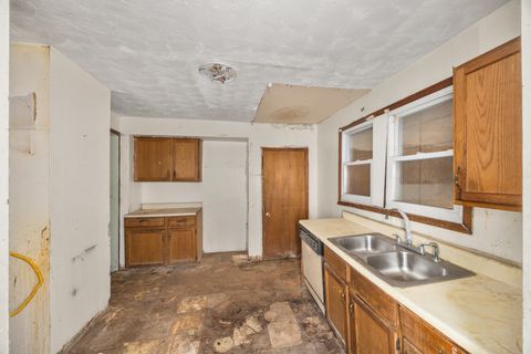 Tiny photo for Kankakee, IL 60901 (MLS # 12532077)