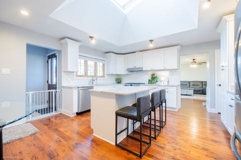 Tiny photo for 7912 172nd Place, Tinley Park, IL 60477 (MLS # 12499377)