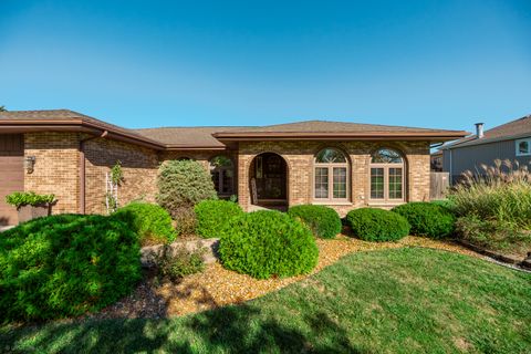 Tiny photo for 7912 172nd Place, Tinley Park, IL 60477 (MLS # 12499377)