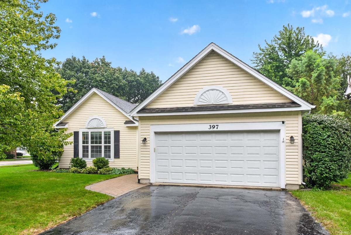 397 Meadowview Lane