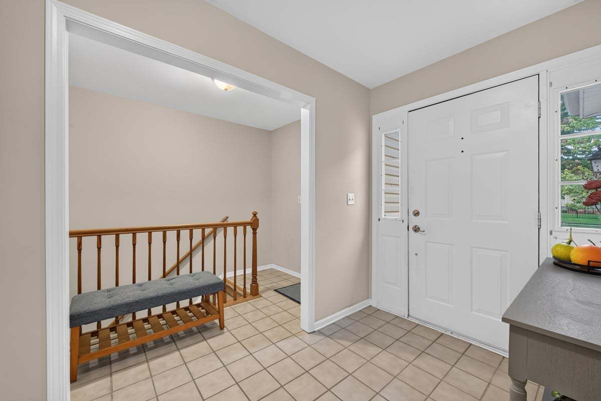 397 Meadowview Lane