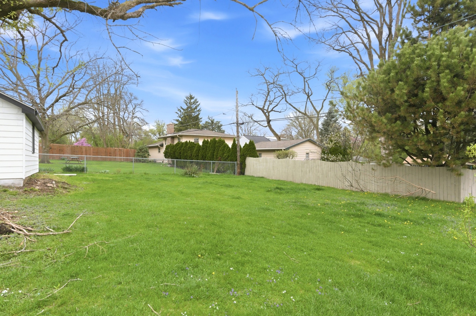 2000 Maple Avenue
