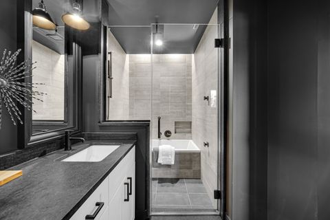 Tiny photo for 3107 S Giles Avenue #4, Chicago, IL 60616 (MLS # 12459270)
