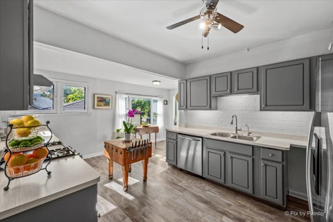Tiny photo for 5935 W THORNDALE Avenue, Chicago, IL 60646 (MLS # 12788756)
