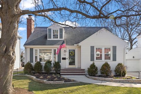 Photo of 151 East Road, Glen Ellyn, IL 60137 (MLS # 12590967)