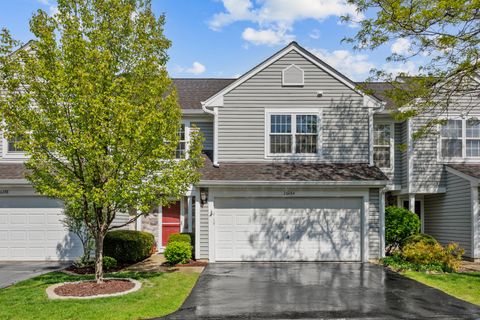 Photo of 26284 W Vista Court #14-2, Ingleside, IL 60041 (MLS # 12585344)