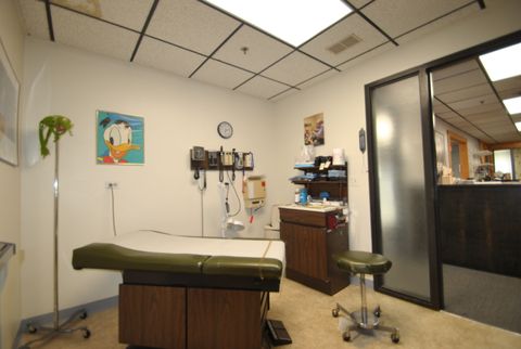 Tiny photo for 10540 W Cermak Road, Westchester, IL 60154 (MLS # 12402631)