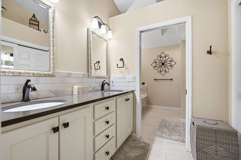 Tiny photo for 1908 Deer Cove CC Court, Normal, IL 61761 (MLS # 12578974)