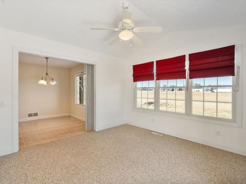 Tiny photo for 721 Ash Drive, Geneseo, IL 61254 (MLS # 12556459)