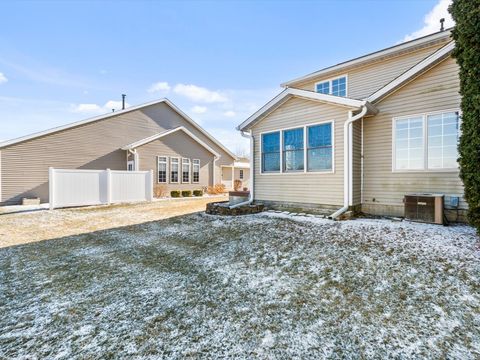 Tiny photo for 721 Ash Drive, Geneseo, IL 61254 (MLS # 12556459)