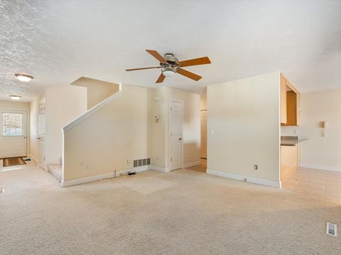 Tiny photo for 721 Ash Drive, Geneseo, IL 61254 (MLS # 12556459)