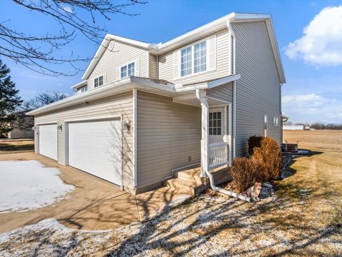 Tiny photo for 721 Ash Drive, Geneseo, IL 61254 (MLS # 12556459)
