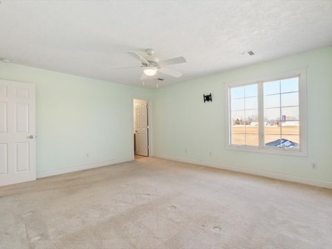 Tiny photo for 721 Ash Drive, Geneseo, IL 61254 (MLS # 12556459)