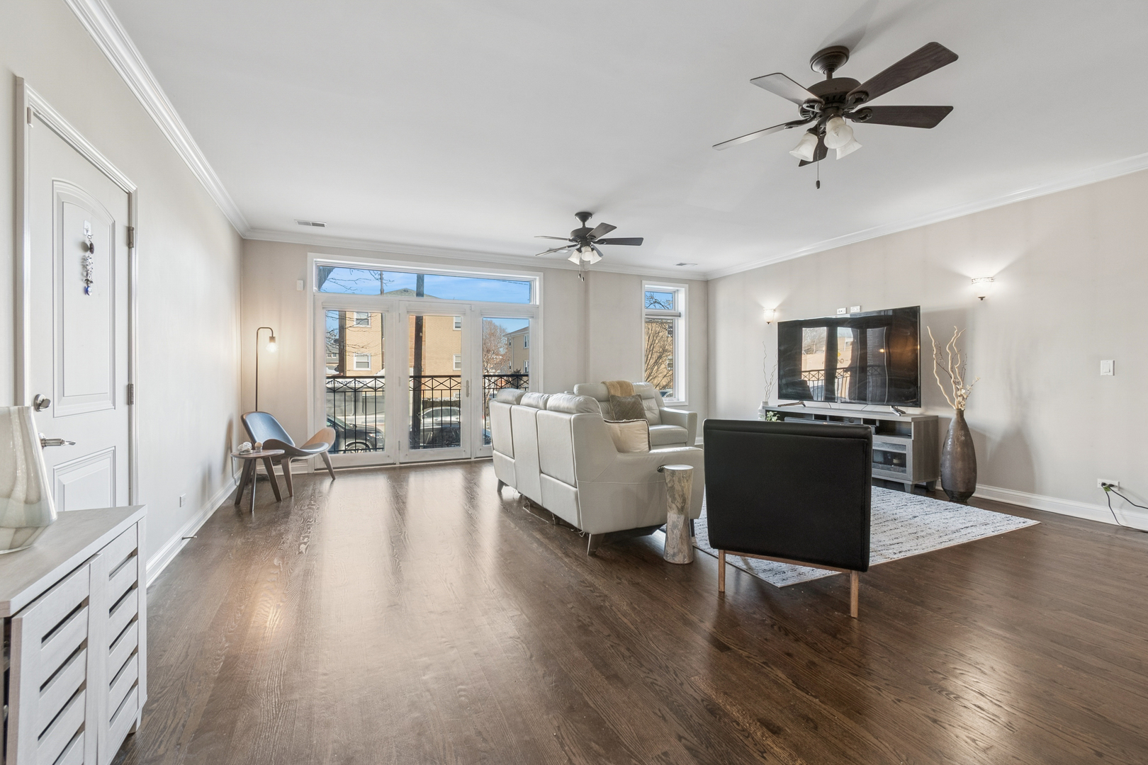 5741 W Lawrence Avenue 1