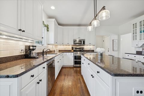 Tiny photo for 4N427 Robert Penn Warren Cove, St. Charles, IL 60175 (MLS # 12451299)