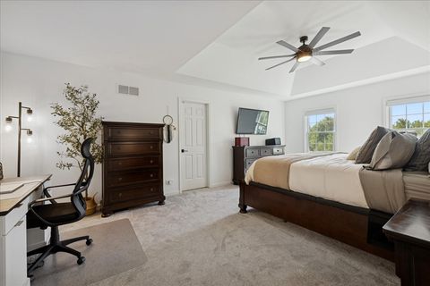Tiny photo for 4N427 Robert Penn Warren Cove, St. Charles, IL 60175 (MLS # 12451299)