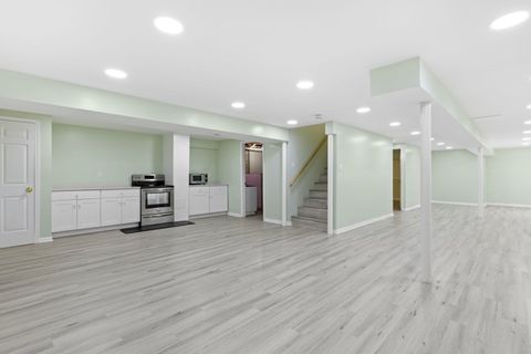Tiny photo for 7623 BERINGER Court, Gurnee, IL 60031 (MLS # 12475464)