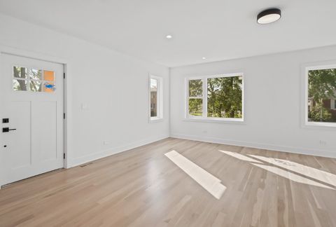 Tiny photo for 2201 N 74th Court, Elmwood Park, IL 60707 (MLS # 12502126)