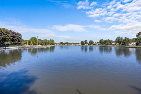 Tiny photo for 1123 Stoughton Court #1123, Schaumburg, IL 60194 (MLS # 12485204)