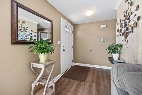 Tiny photo for 1123 Stoughton Court #1123, Schaumburg, IL 60194 (MLS # 12485204)