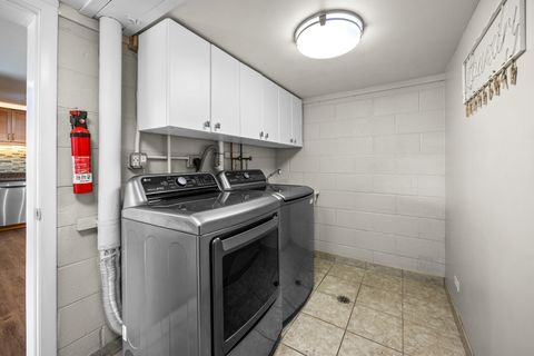 Tiny photo for 1123 Stoughton Court #1123, Schaumburg, IL 60194 (MLS # 12485204)