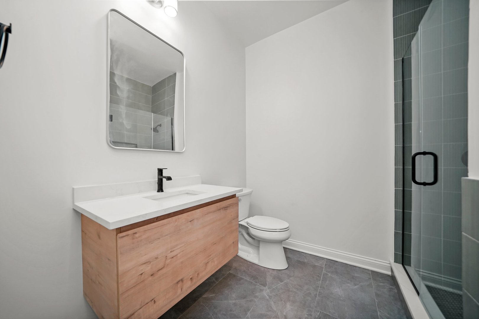 2649 W Thomas Avenue