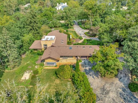 A home in Burr Ridge