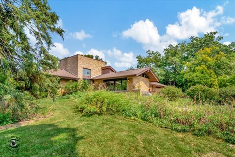 A home in Burr Ridge