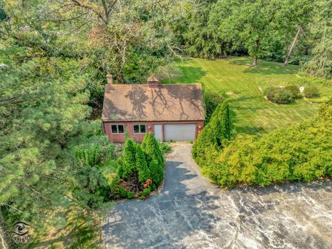 A home in Burr Ridge