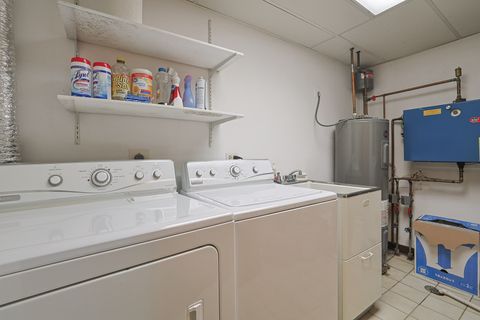 Tiny photo for 200 Red Top Drive #302, Libertyville, IL 60048 (MLS # 12600102)