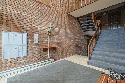 Tiny photo for 200 Red Top Drive #302, Libertyville, IL 60048 (MLS # 12600102)