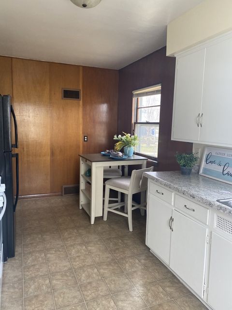 Tiny photo for 1548 W CENTRAL PARK Avenue, Davenport, IA 52804 (MLS # 12591907)