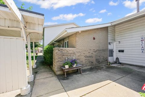 Tiny photo for 1524 Golfview Road, Rantoul, IL 61866 (MLS # 12505750)